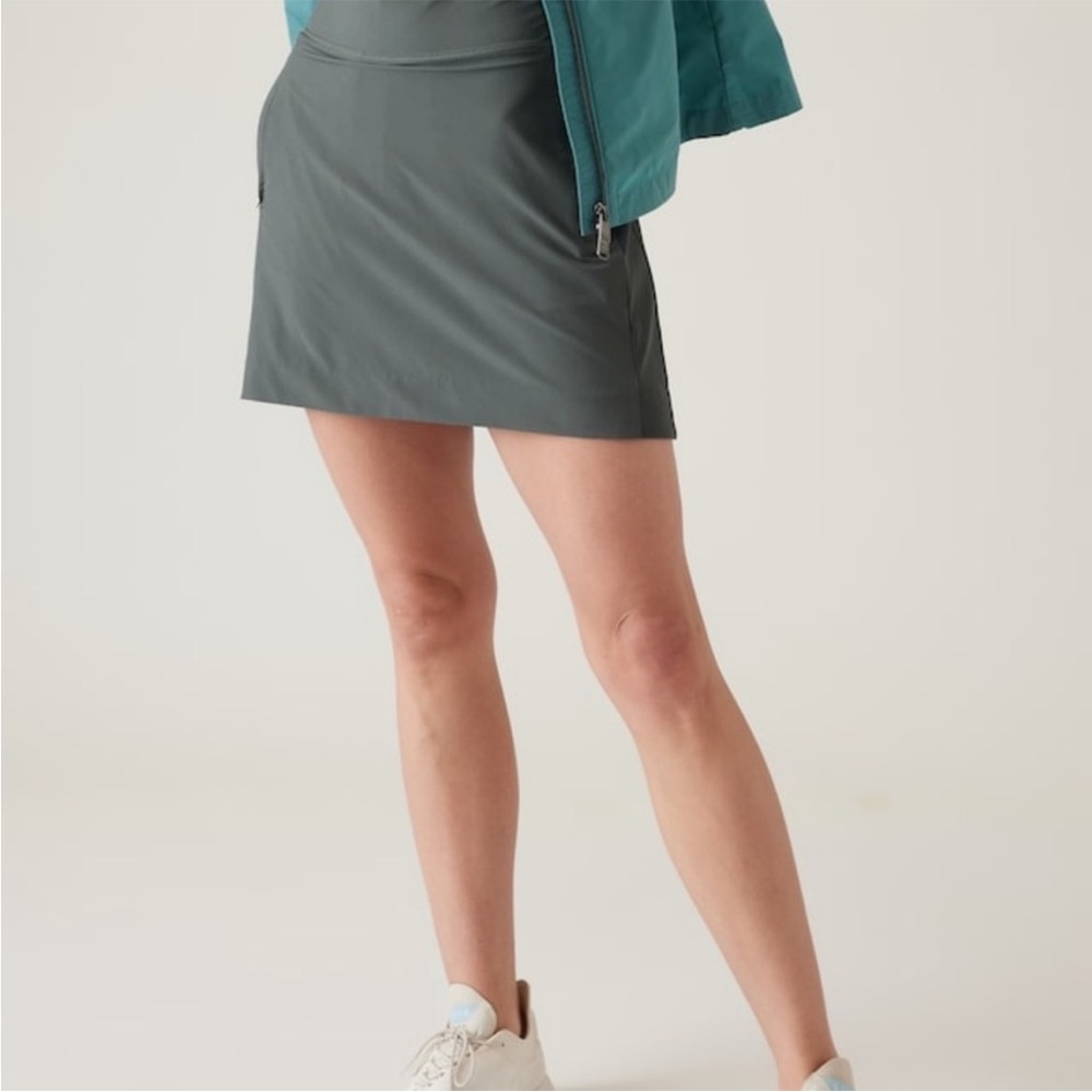 Athleta Brooklyn Skort 16” Bali Green